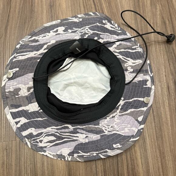 Mission Instant Cooling Bucket Hat, UPF 50 Sun Protection, Matrix Camo Silver - Picture 5 of 6